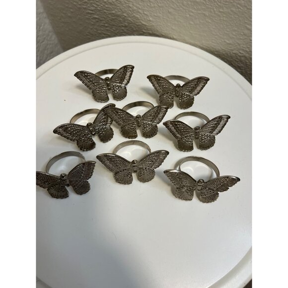 Set Of 8 Silver Butterfly Napkin Rings For Table Décor - Picture 1 of 3